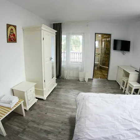 Casa Roua Muntilor Tatil Evi